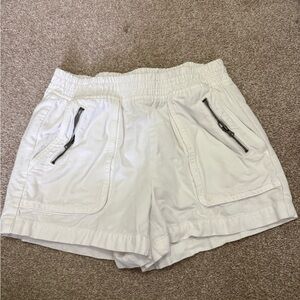 Aerie  Women's Cargo Shorts with Zipper Pockets